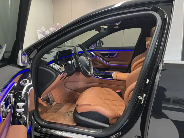 Mercedes-Benz Maybach S-Class — Фото автомобиля 17