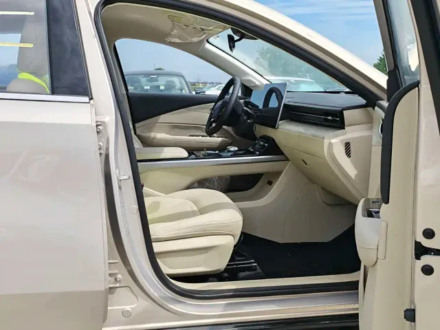 Wuling Starlight — Фото автомобиля 11