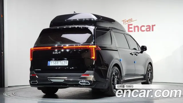 Kia Canival Новый Carnival 4 поколение Дизель 9 мест Hi-Limousine (Спецкузов) — Фото автомобиля 2