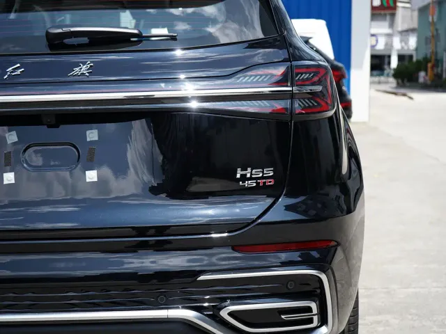 Hongqi HS5 — Фото автомобиля 21