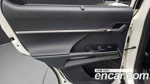 KG_Mobility_Ssangyong Torres Новый Torres Бензин 1.5 4WD — Фото автомобиля 24