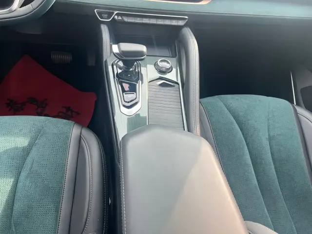 Geely Xingyue L — Фото автомобиля 20