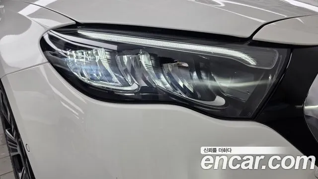 Mercedes-Benz E-Class — Фото автомобиля 18