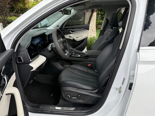 Geely Xingyue L — Фото автомобиля 3
