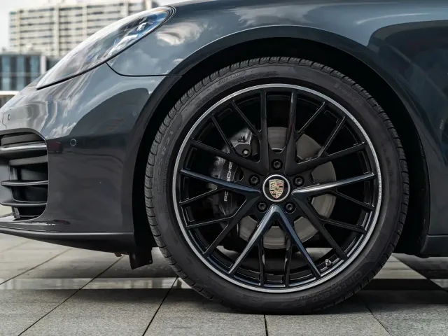 Porsche Panamera — Фото автомобиля 9