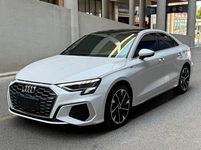 Фотография автомобиля — Audi A3