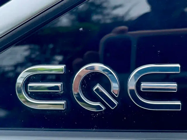 Mercedes-Benz EQE SUV — Фото автомобиля 29