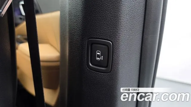 Kia Canival Carnival 4 поколение Дизель 9 мест Signature — Фото автомобиля 18