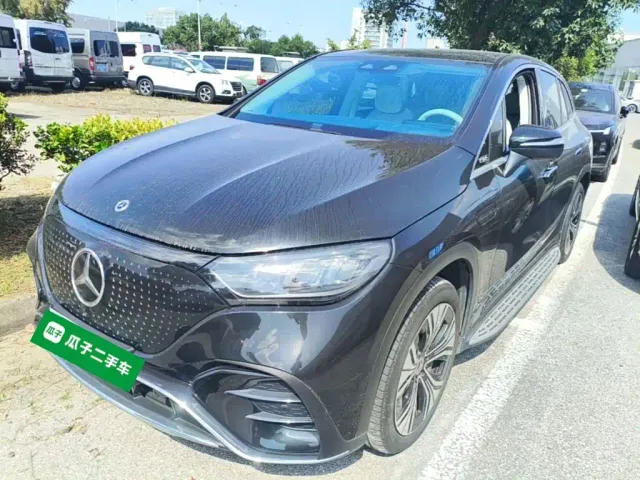 Фотография автомобиля — Mercedes-Benz EQE SUV