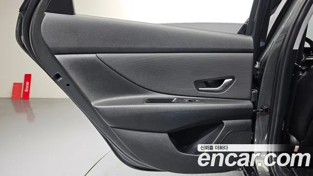 Hyundai AVANTE Avante (CN7) — Фото автомобиля 24