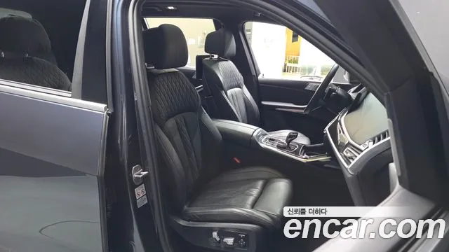 BMW X7 G07 — Фото автомобиля 16