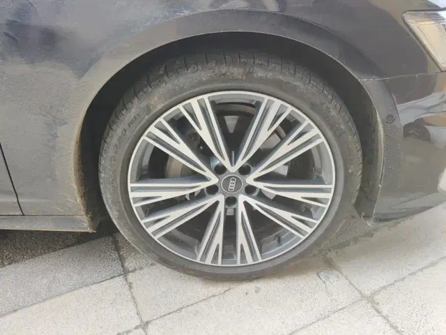 Audi A6L — Фото автомобиля 6