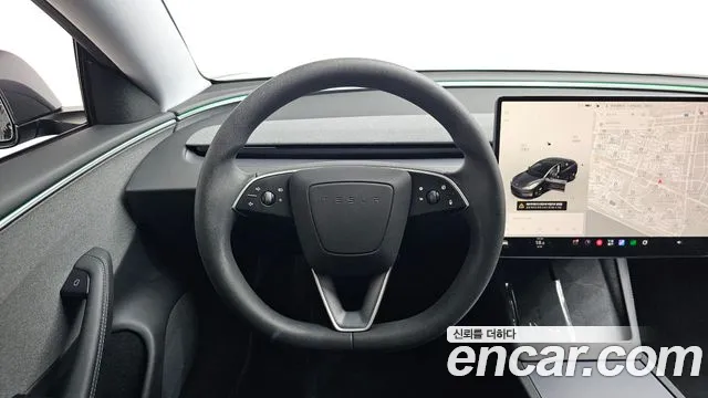 Tesla Model 3 — Фото автомобиля 19