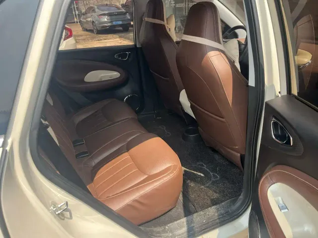 Wuling Bingo — Фото автомобиля 8