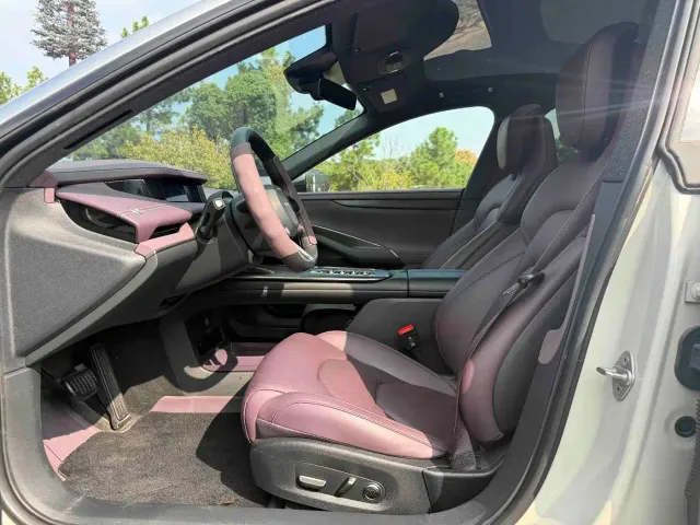 Xiaomi SU7 — Фото автомобиля 4