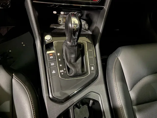 Volkswagen Tharu — Фото автомобиля 22