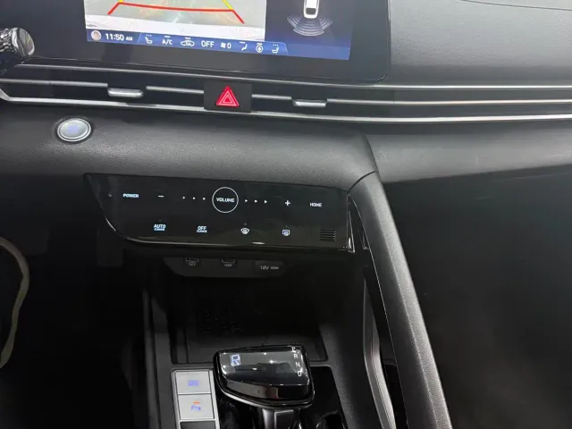 Hyundai Elantra — Фото автомобиля 9