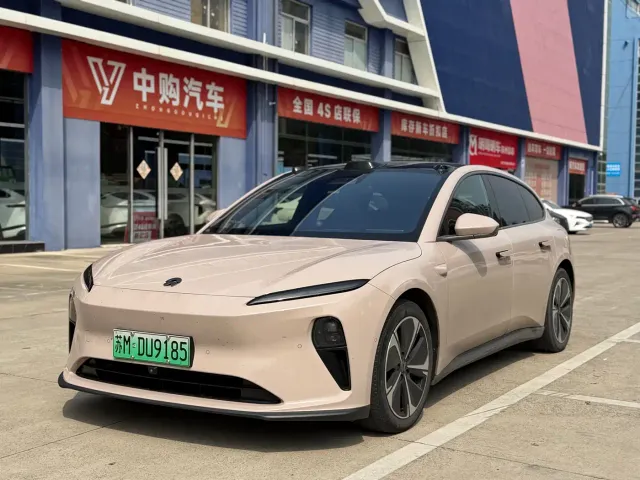 Фотография автомобиля — Nio ET5 Touring