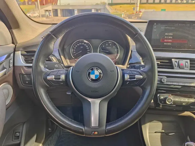 BMW X1 — Фото автомобиля 3