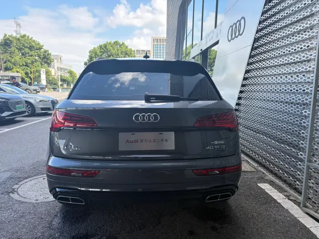 Audi Q5L — Фото автомобиля 6