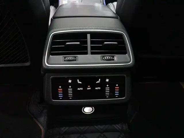 Audi A6L — Фото автомобиля 10