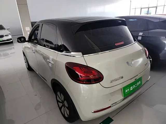 Wuling Bingo — Фото автомобиля 4