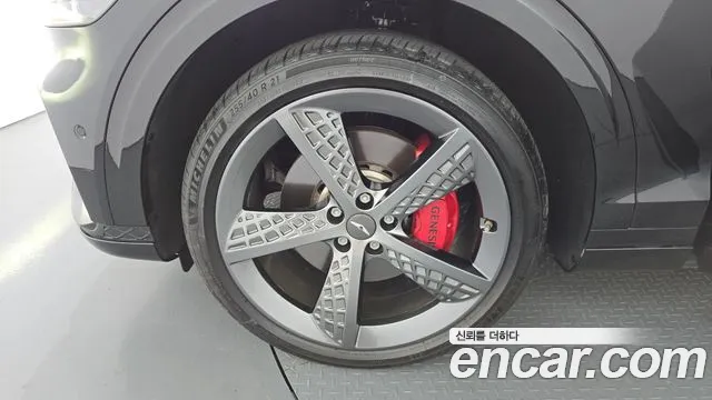 Genesis GV70 3.5T Бензин AWD — Фото автомобиля 5