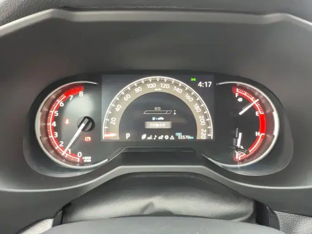 Toyota RAV4 — Фото автомобиля 14