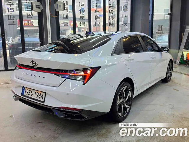 Hyundai AVANTE Avante (CN7) — Фото автомобиля 4