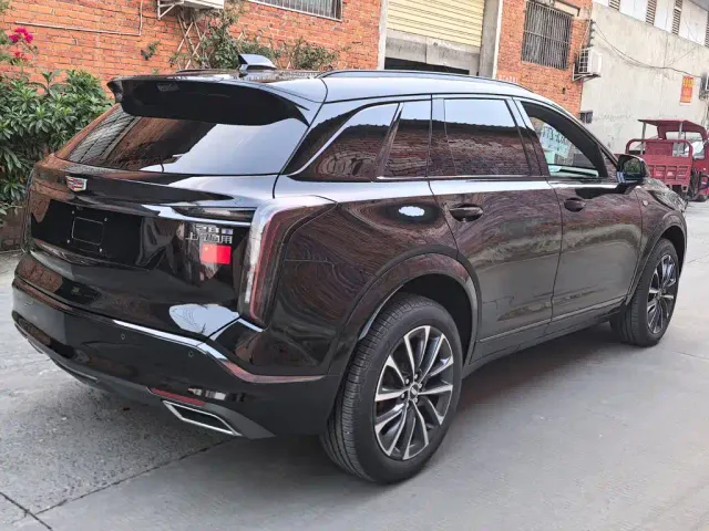 Cadillac XT5 — Фото автомобиля 7