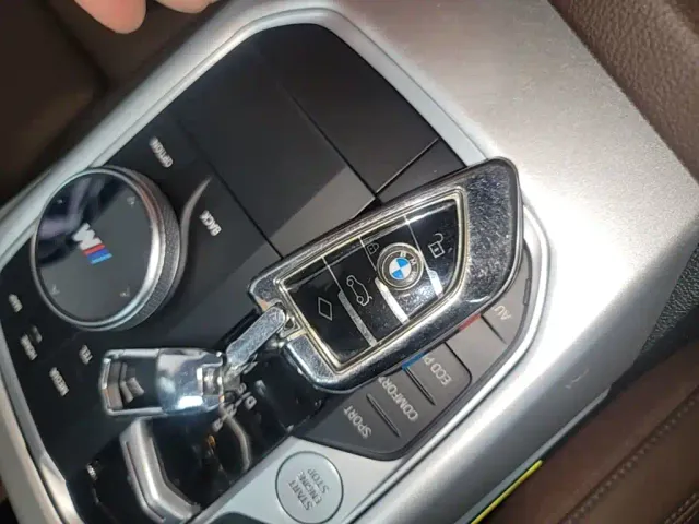 BMW 3 Series — Фото автомобиля 8