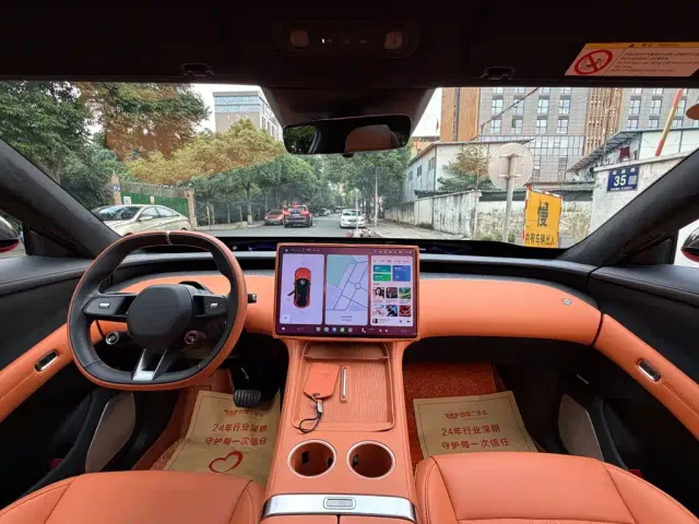 Xiaomi YU7 — Фото автомобиля 13