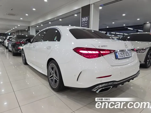 Mercedes-Benz C-Class W206 — Фото автомобиля 2
