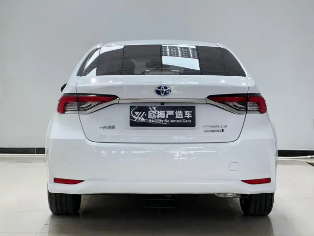 Toyota Corolla — Фото автомобиля 5