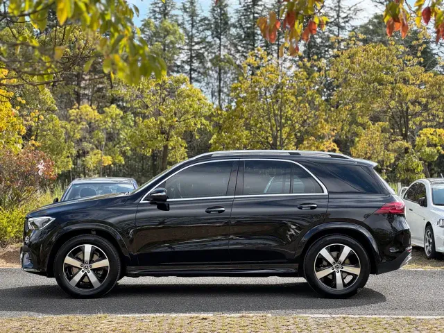 Mercedes-Benz GLE-Class — Фото автомобиля 4