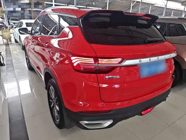 Geely Binyue 2020 Facelift 240T DCT Hunter — Фото автомобиля 4