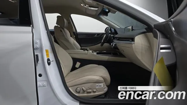 Genesis G80 RG3 — Фото автомобиля 16
