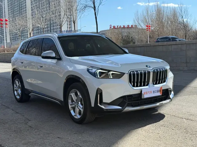 BMW X1 — Фото автомобиля 3