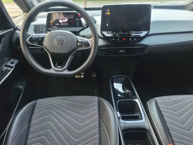 Volkswagen ID.3 — Фото автомобиля 5