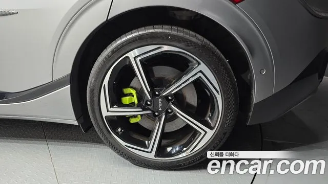 Kia EV6 — Фото автомобиля 6
