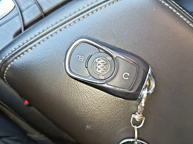 Buick Velite 6 — Фото автомобиля 8