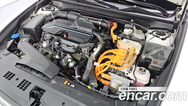 Hyundai Grandeur GN7 — Фото автомобиля 6
