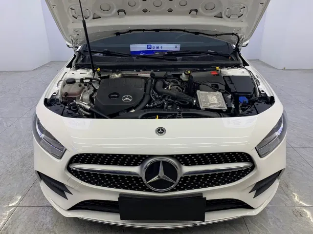 Mercedes-Benz A-Class — Фото автомобиля 25