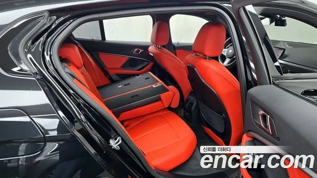 BMW 1-Series — Фото автомобиля 12
