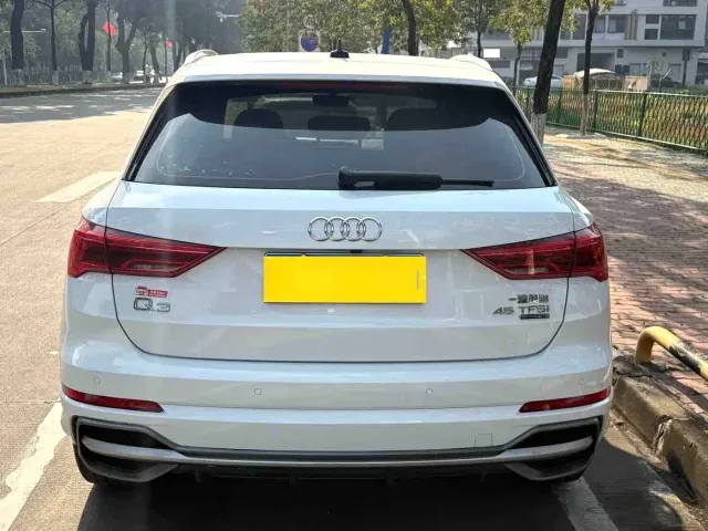 Audi Q3 — Фото автомобиля 6