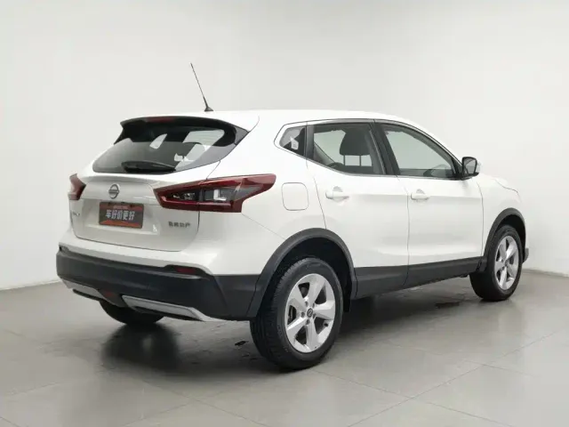 Nissan Qashqai — Фото автомобиля 2
