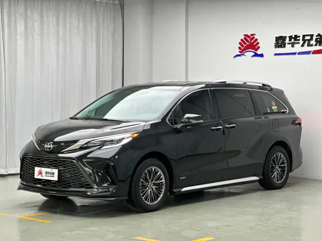 Фотография автомобиля — Toyota Granvia