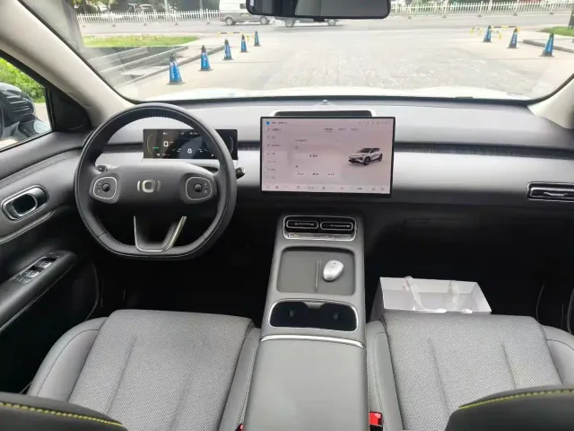 Changan Qiyuan Changan Qiyuan Q05 2026 Model Base — Фото автомобиля 9