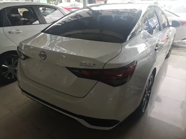 Nissan Sylphy — Фото автомобиля 6