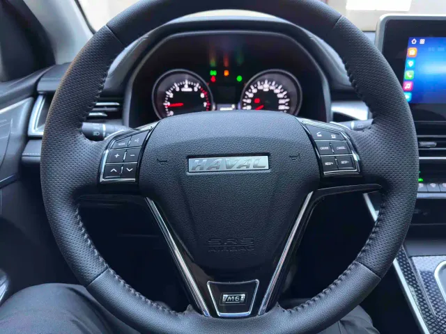 Haval M6 — Фото автомобиля 12